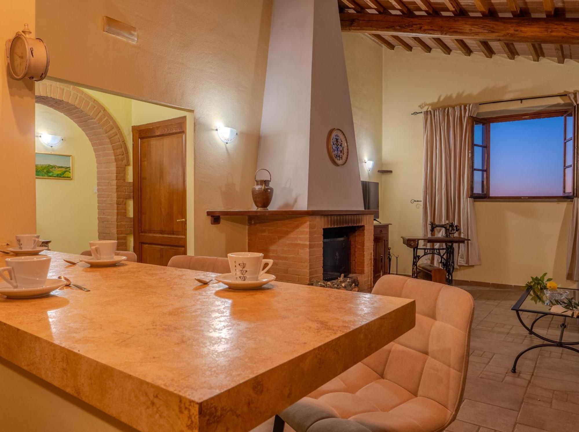 Agriturismo Pascianella Appartamento Bel Tramonto 카살무스티아 외부 사진